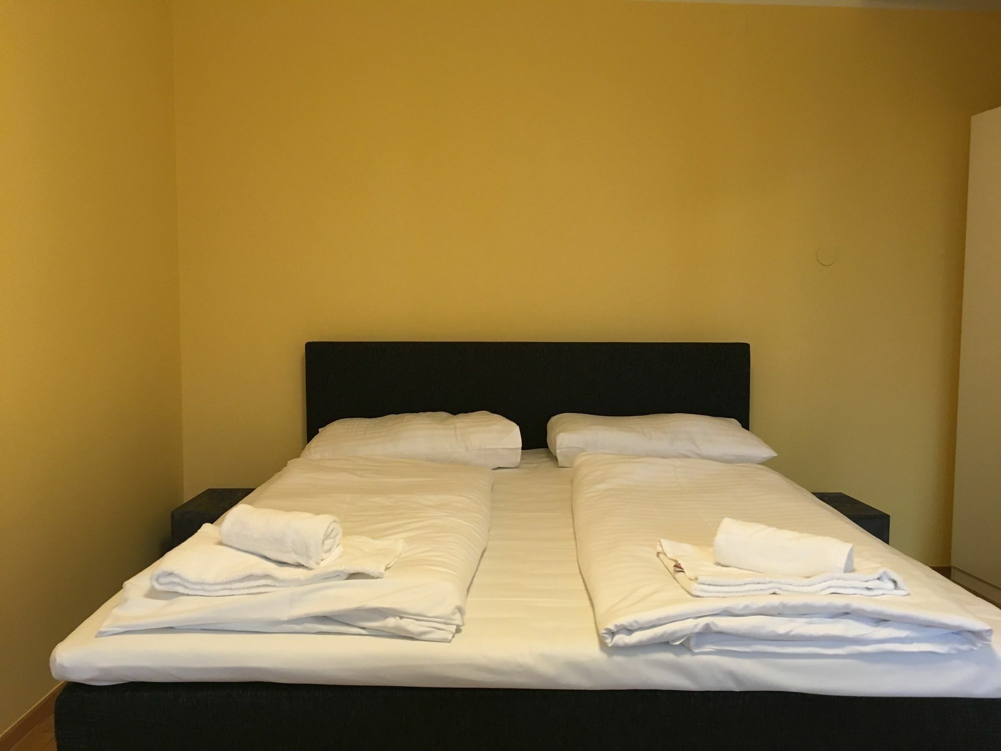 Vienna Downtown River Apartment Екстериор снимка
